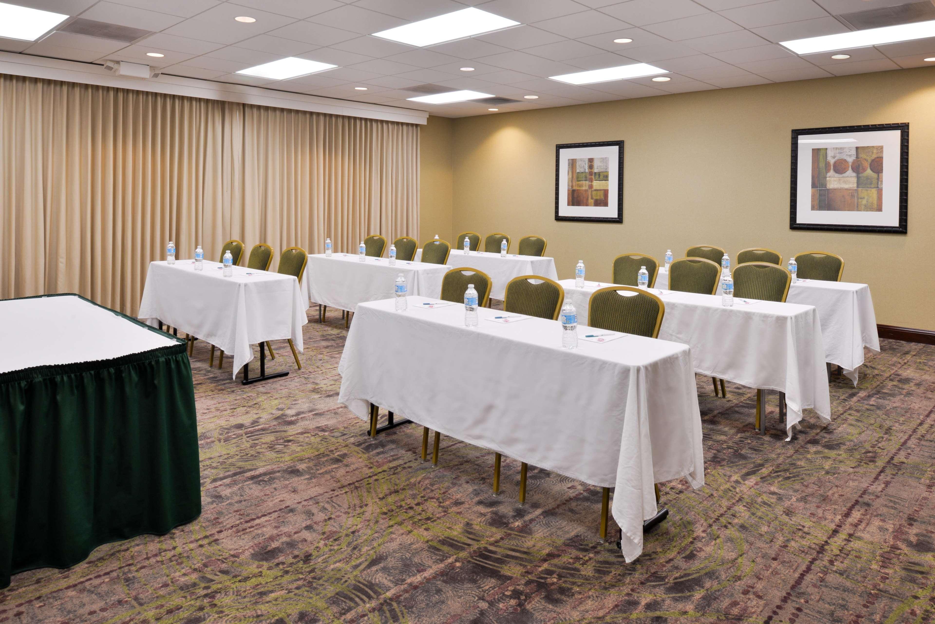 Homewood Suites By Hilton Fresno Ngoại thất bức ảnh