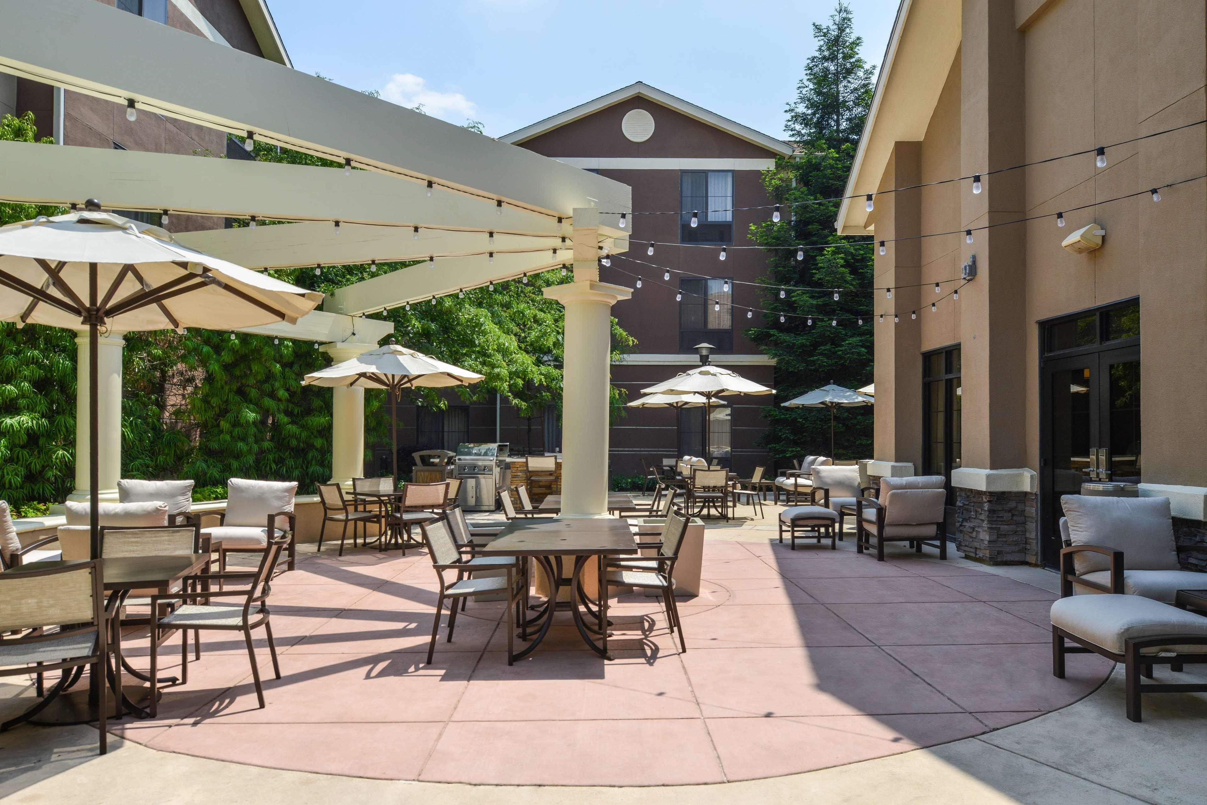 Homewood Suites By Hilton Fresno Ngoại thất bức ảnh