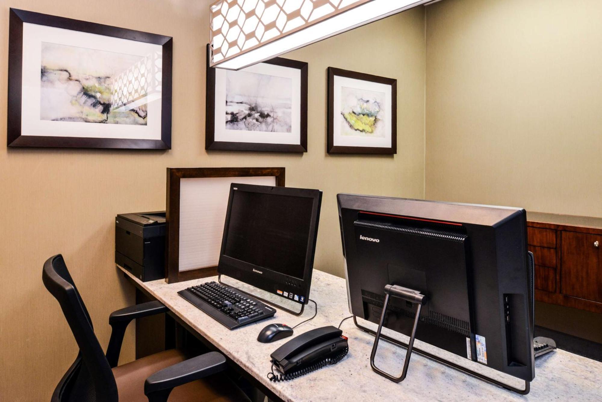 Homewood Suites By Hilton Fresno Ngoại thất bức ảnh