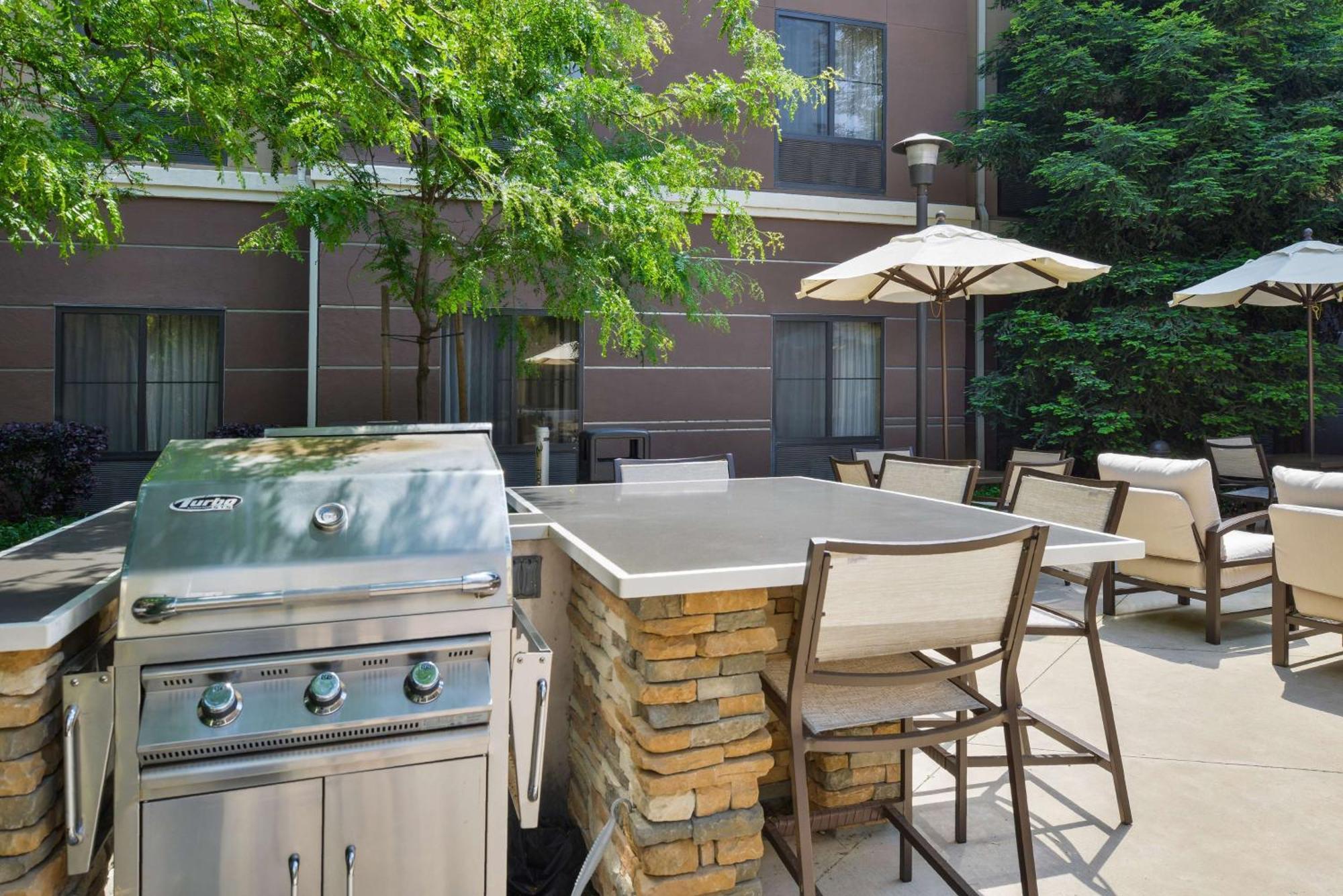 Homewood Suites By Hilton Fresno Ngoại thất bức ảnh