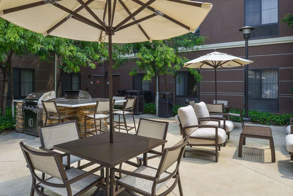 Homewood Suites By Hilton Fresno Ngoại thất bức ảnh
